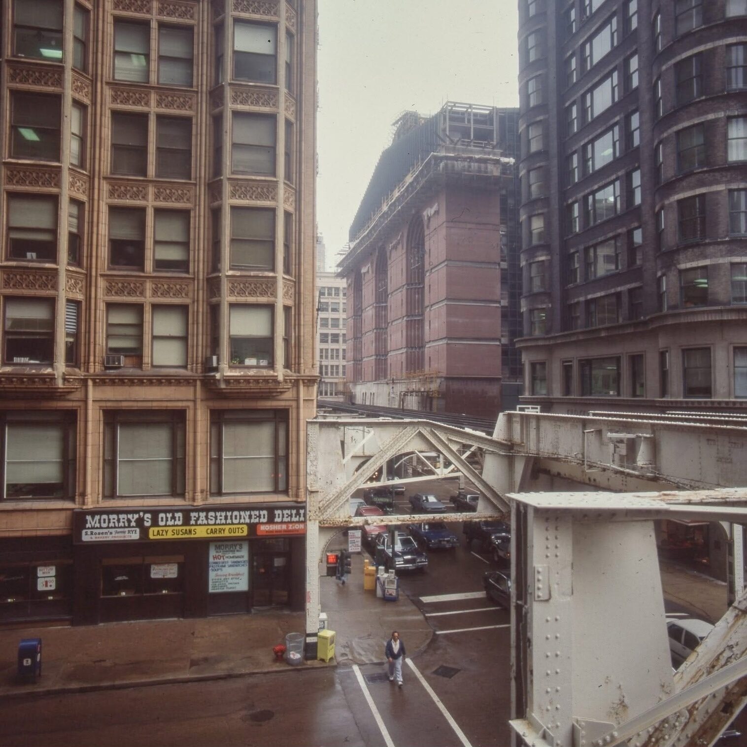 Harold Washington Library under construction, 1991