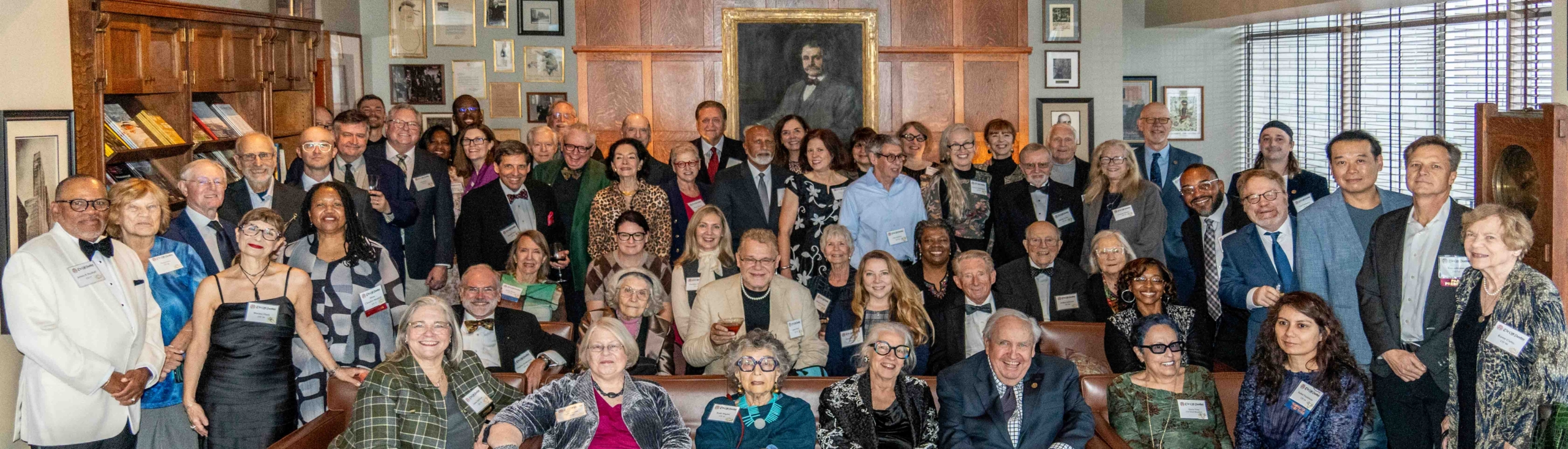 14 octobre 2026, 120e assemblée générale annuelle de l'association « The Cliff Dwellers » : photo de groupe